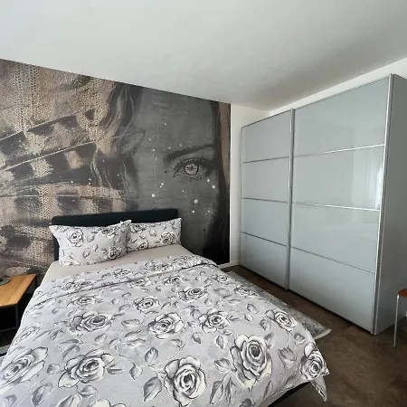 Haus Pia Executive * Friedrichshafen