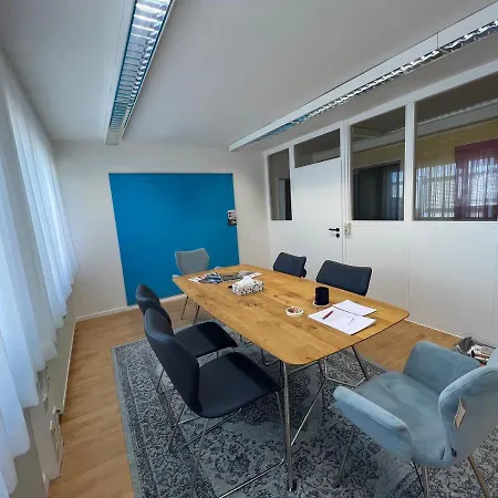 Haus Pia Executive Apartment *