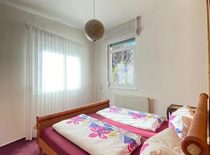 Haus Pia Executive Апартаменты *